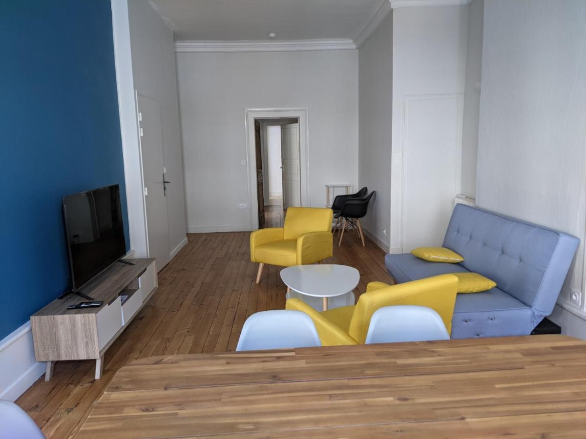 Logis de la Grande Rue, appartement cœur de ville, spacieux, lumineux 6 pers La Flèche Extérieur photo