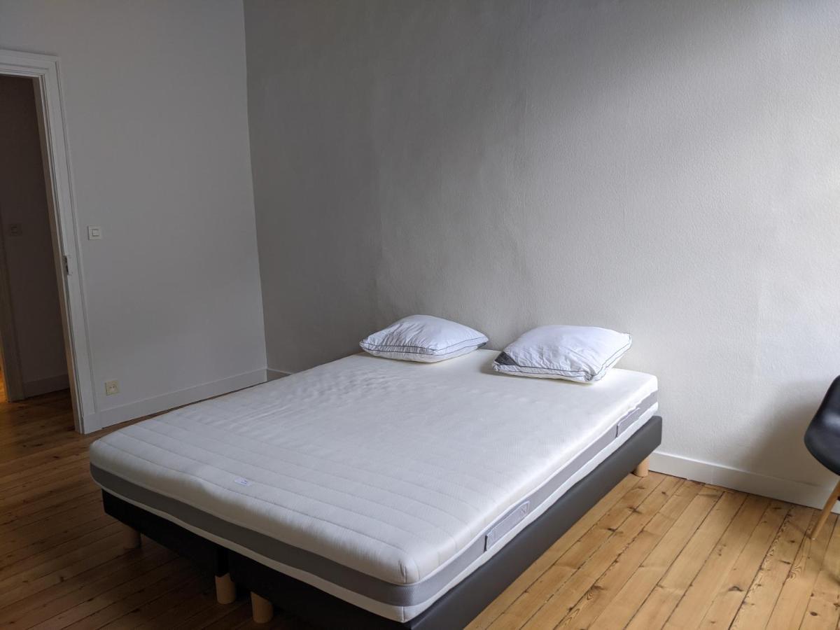 Logis de la Grande Rue, appartement cœur de ville, spacieux, lumineux 6 pers La Flèche Extérieur photo