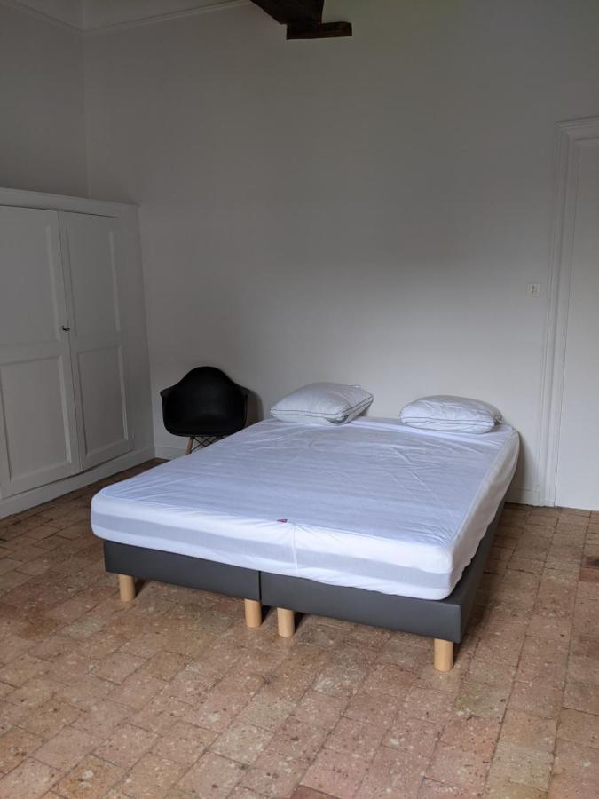 Logis de la Grande Rue, appartement cœur de ville, spacieux, lumineux 6 pers La Flèche Extérieur photo